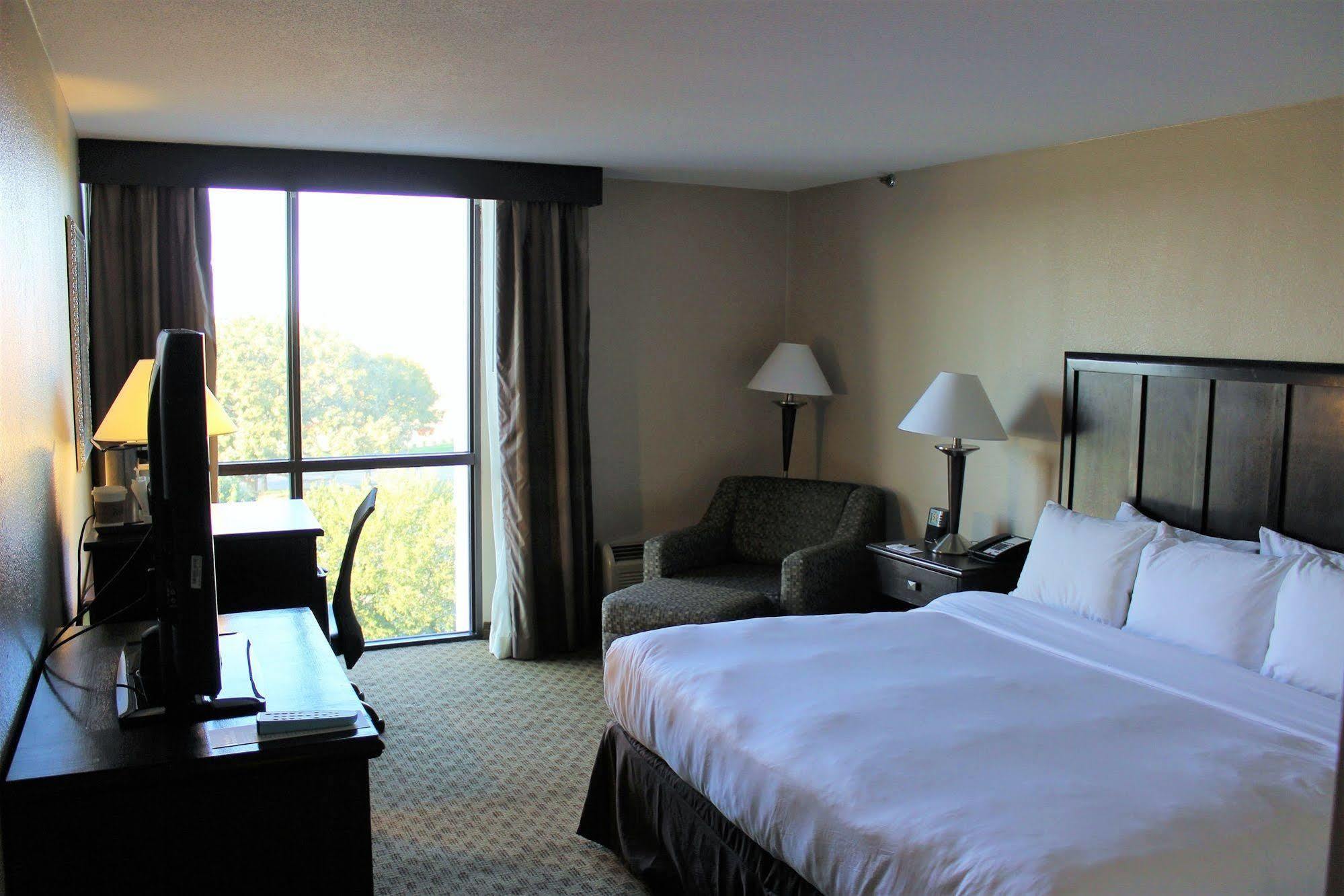 Doubletree By Hilton Fort Worth South Exteriör bild